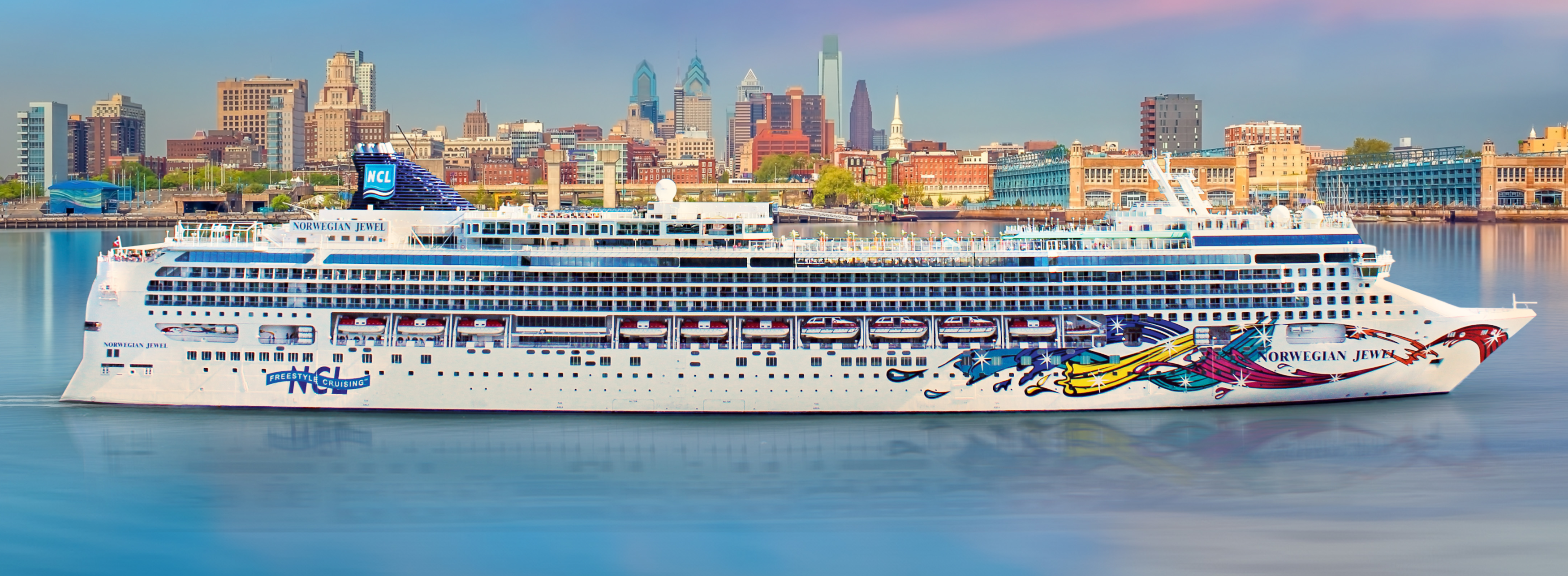 MyCruise Norwegian-Cruise-Line Jewel Offentlige-arealer Luftfoto2